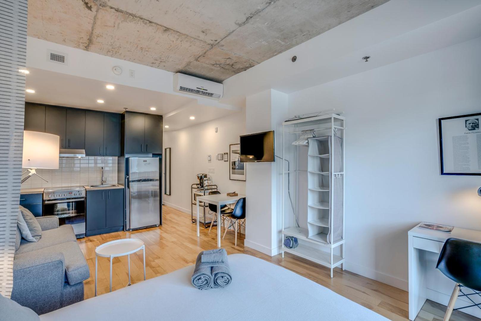 Le Studio Picasso "Parking Inclus" Québec Zewnętrze zdjęcie